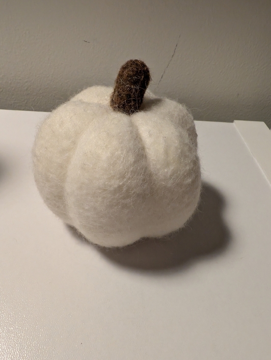 Fall Decor Bundle - Sitting Gnome, Ceramic Acorn & Wool Felt Pumpkin - Picture 5 of 6